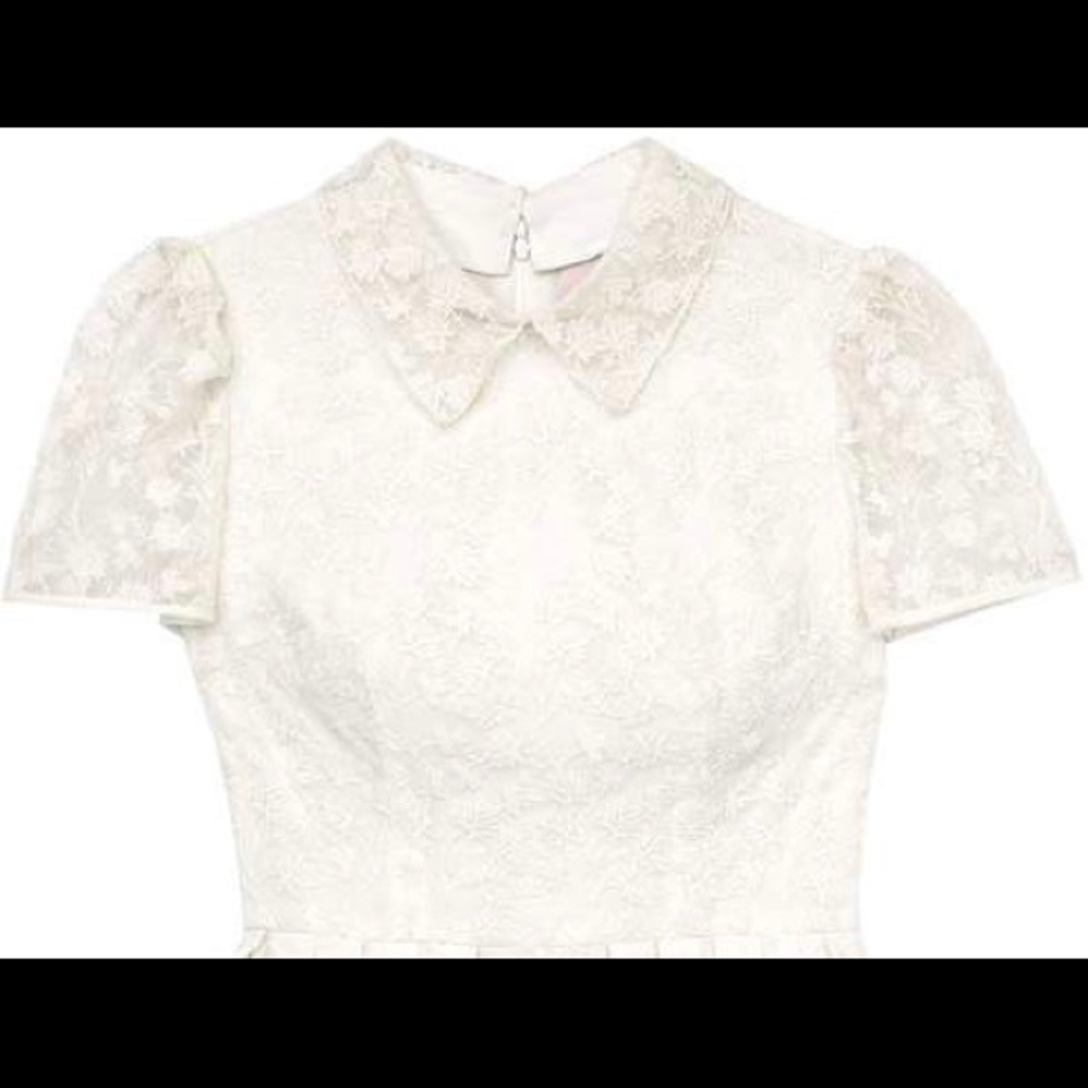 ISO Amelia Dress Detachable Collar